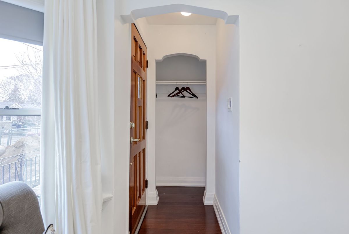1105 Greenwood Avenue 1105 Greenwood Avenue Toronto E03