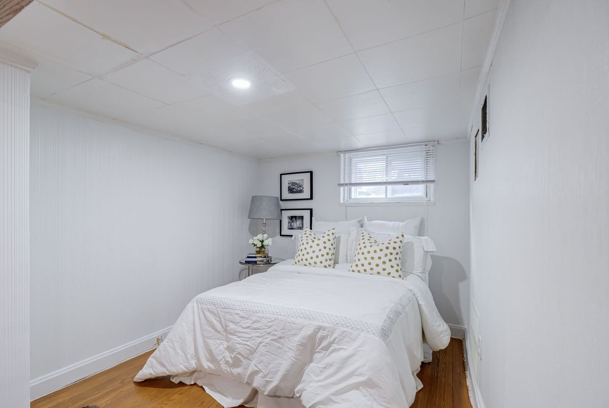 1105 Greenwood Avenue 1105 Greenwood Avenue Toronto E03