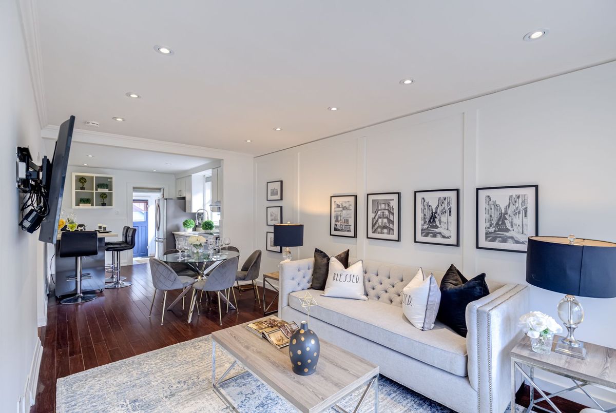 1105 Greenwood Avenue 1105 Greenwood Avenue Toronto E03