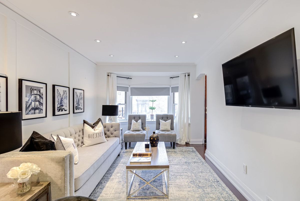 1105 Greenwood Avenue 1105 Greenwood Avenue Toronto E03