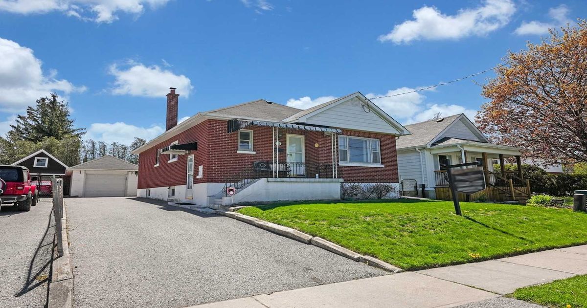 213 Conant Street Oshawa