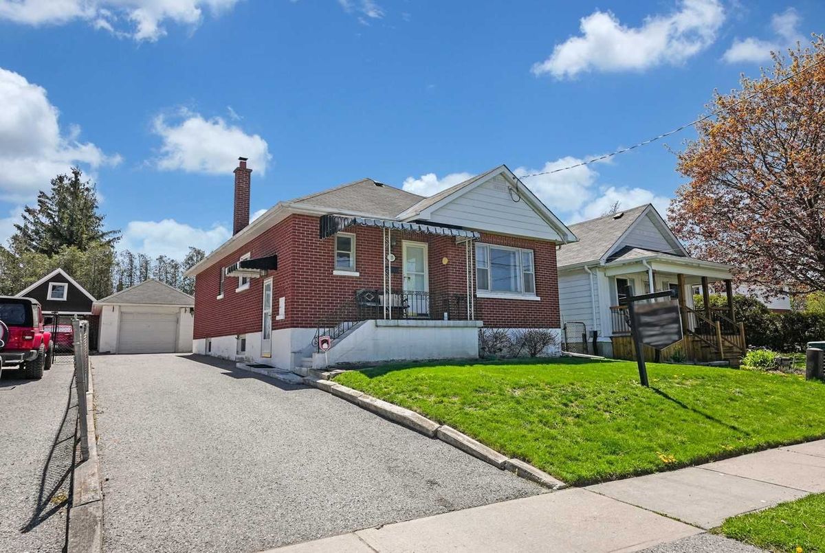 213 Conant Street 213 Conant Street Oshawa