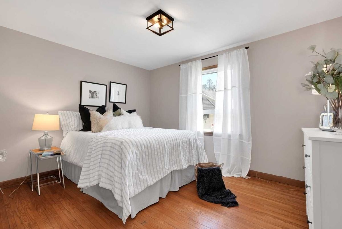 213 Conant Street 213 Conant Street Oshawa