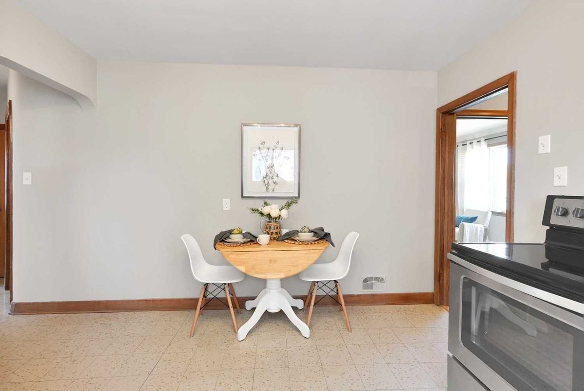 213 Conant Street 213 Conant Street Oshawa