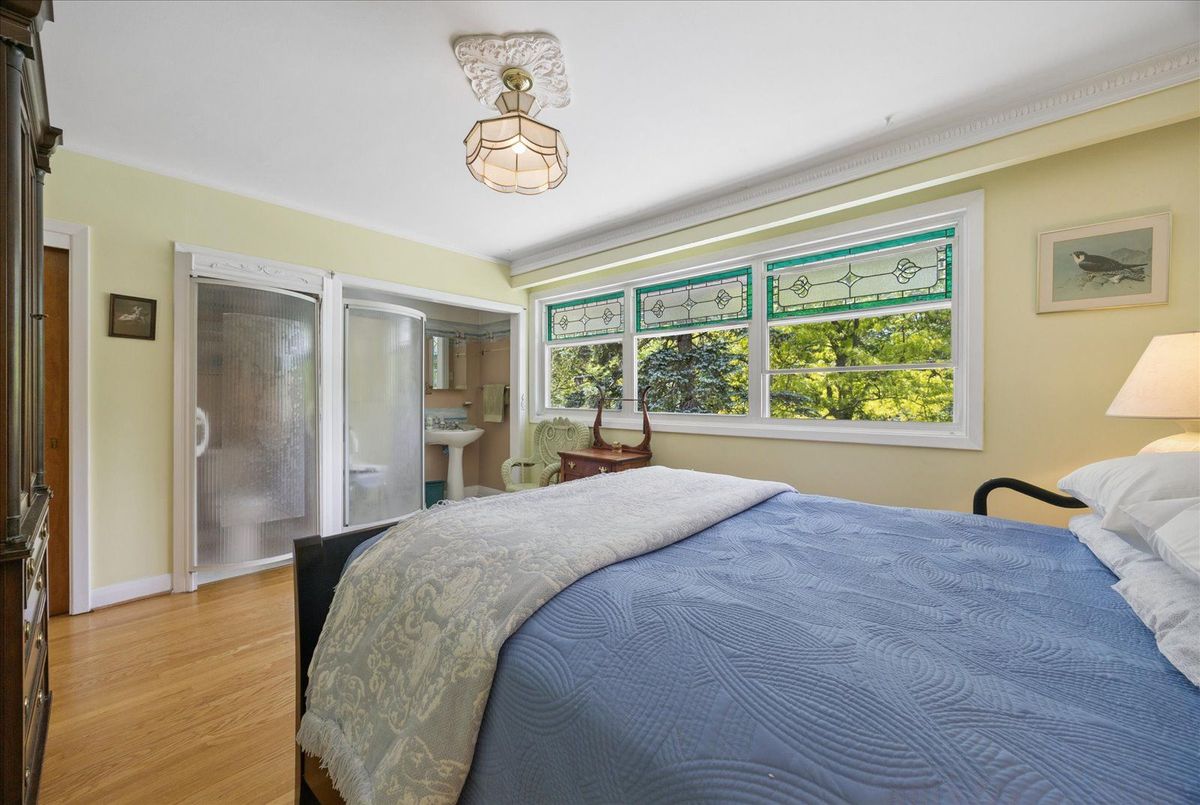 23 Larwood Boulevard 23 Larwood Boulevard Toronto E08