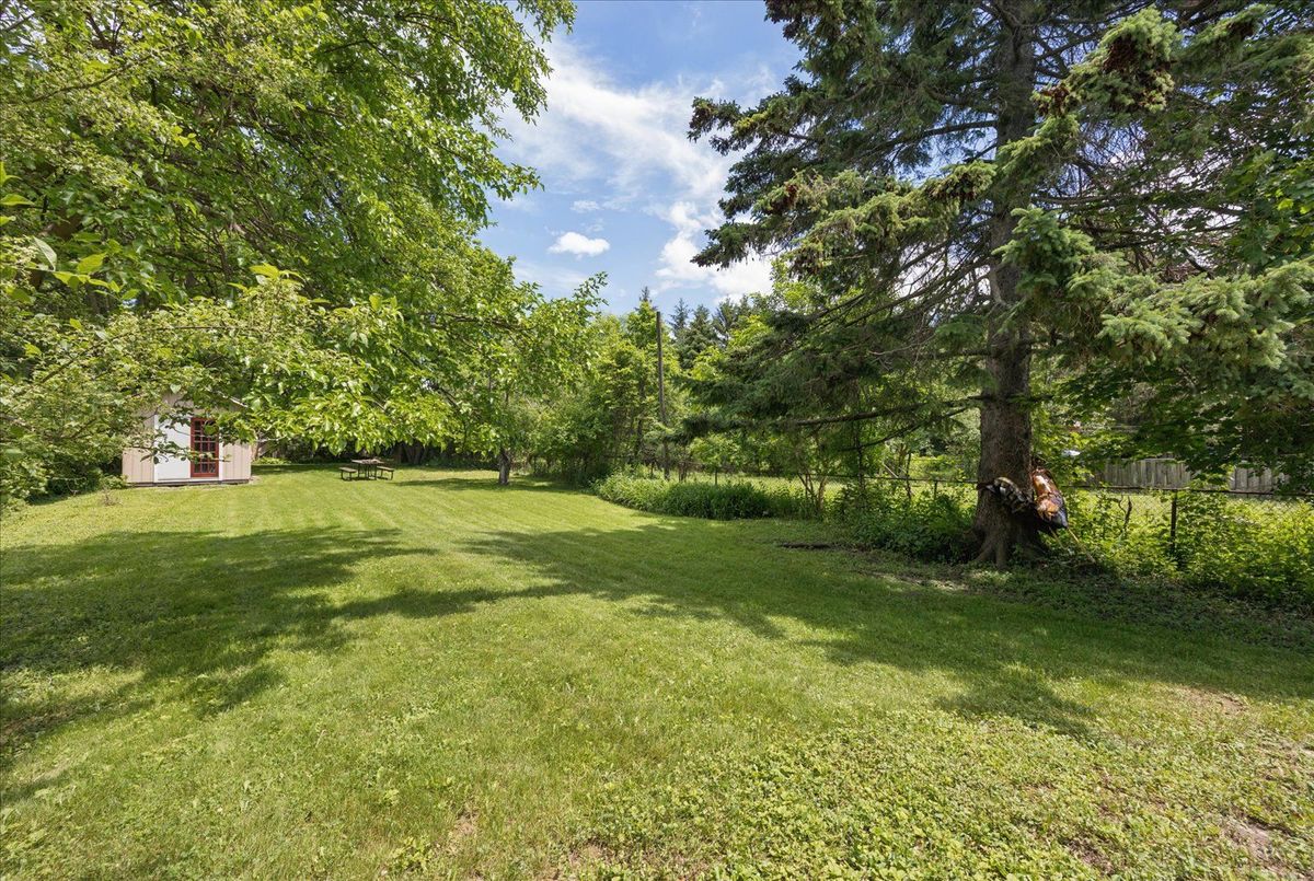 23 Larwood Boulevard 23 Larwood Boulevard Toronto E08