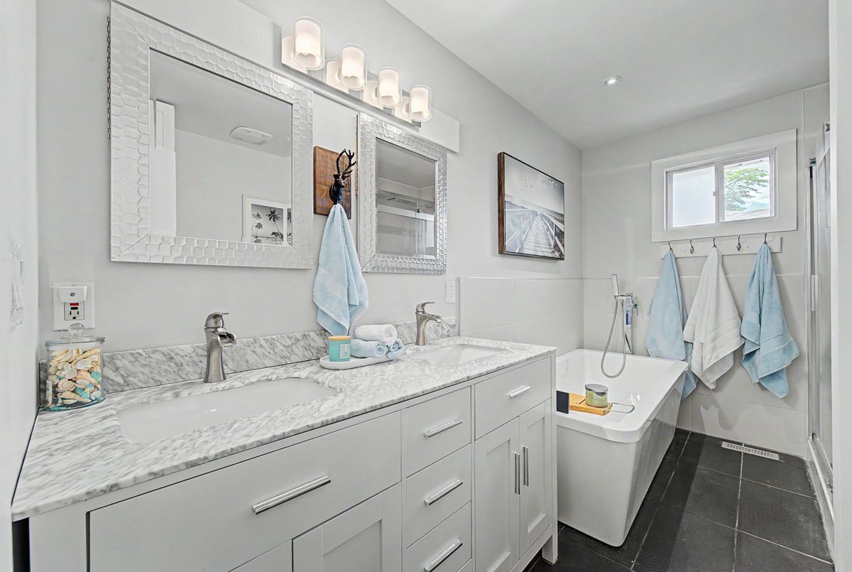 78 Charlottetown Boulevard 78 Charlottetown Boulevard Toronto E10