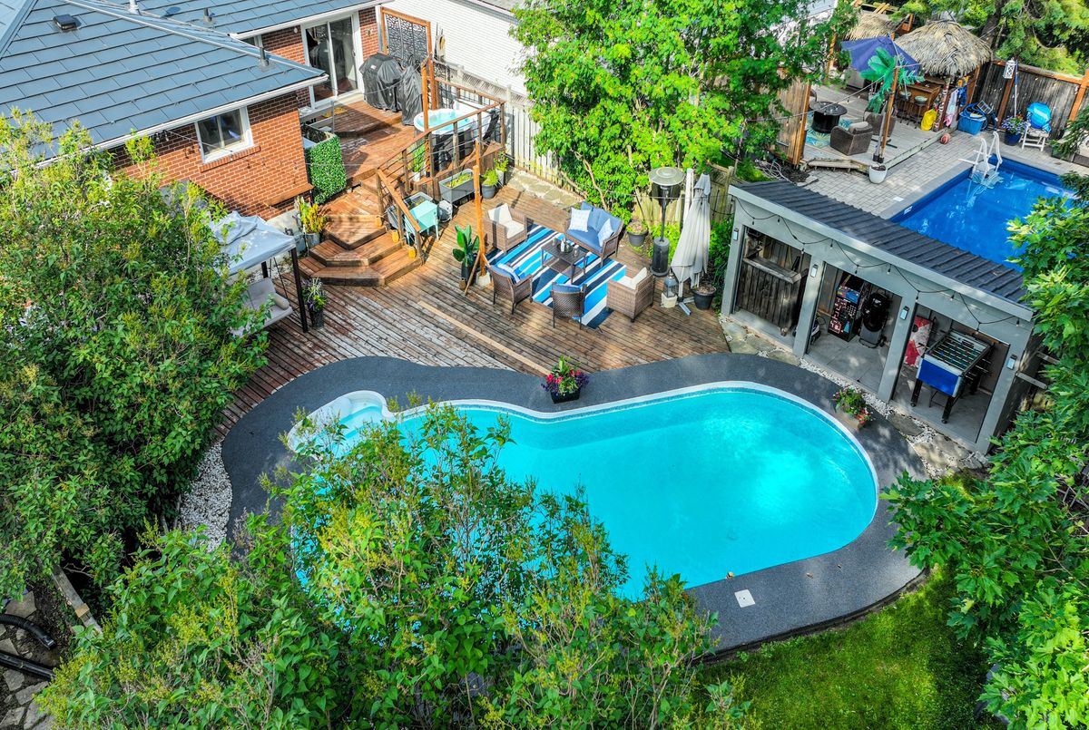 78 Charlottetown Boulevard 78 Charlottetown Boulevard Toronto E10