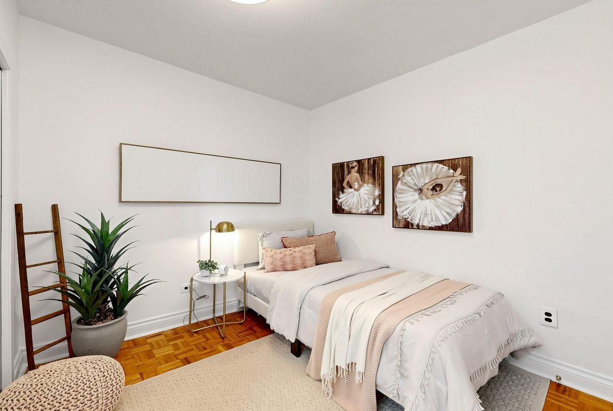 12 Richard Avenue 12 Richard Avenue Toronto E01
