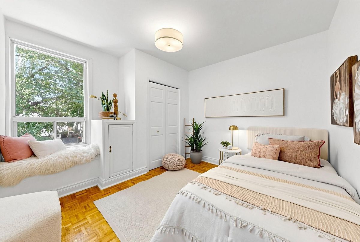 12 Richard Avenue 12 Richard Avenue Toronto E01