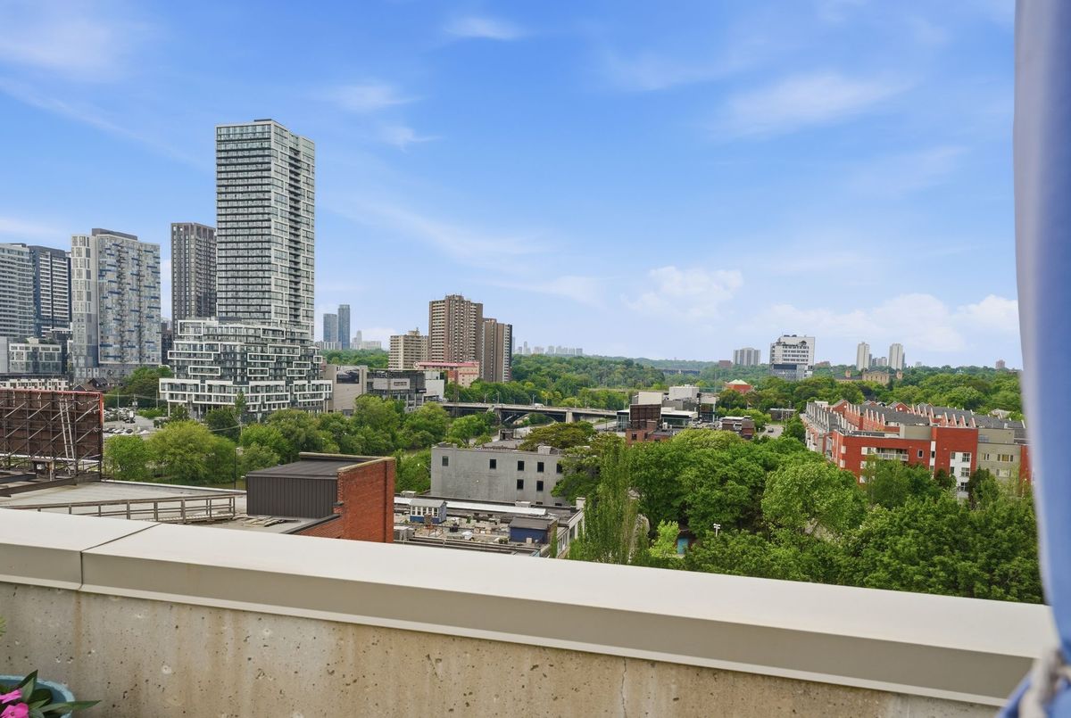602-630 Queen Street E 602-630 Queen Street E Toronto E01