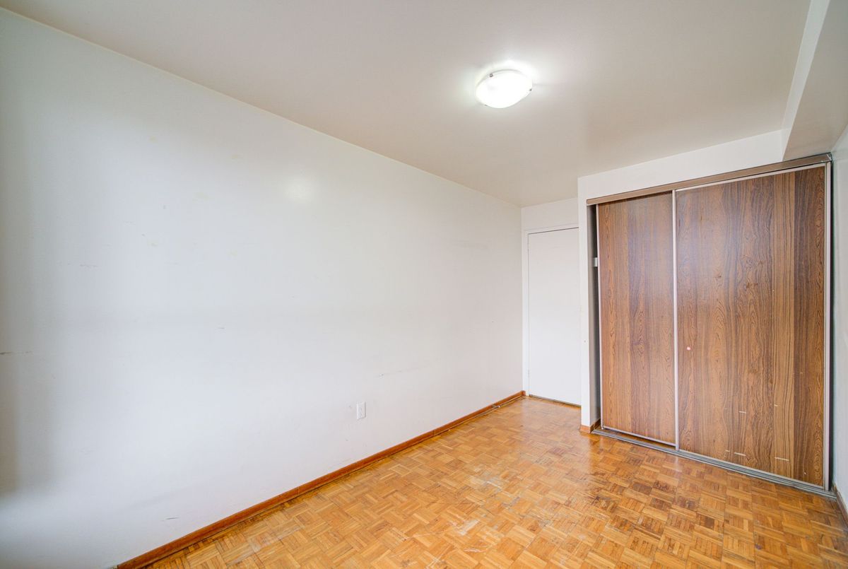 img-gallery