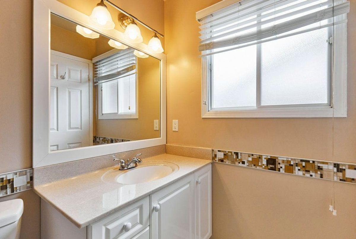 16 Concession Street E 16 Concession Street E Clarington