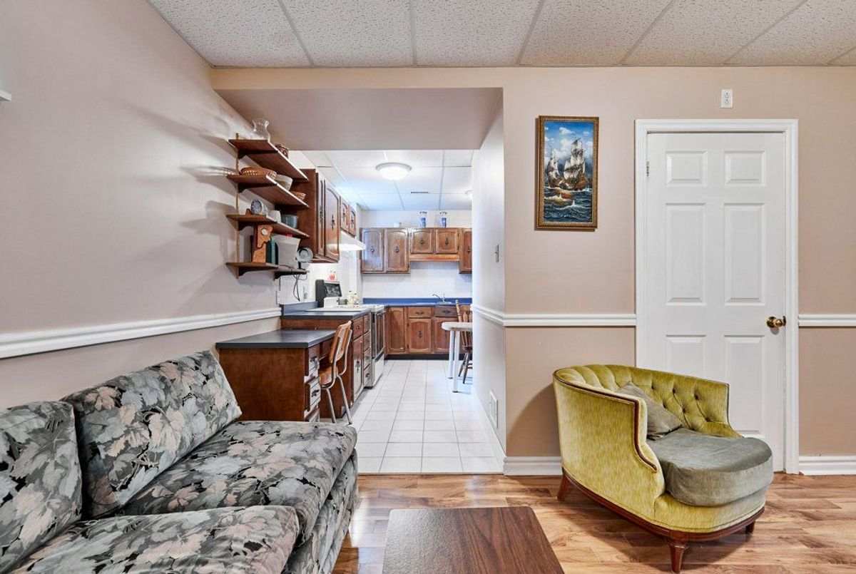 16 Concession Street E 16 Concession Street E Clarington