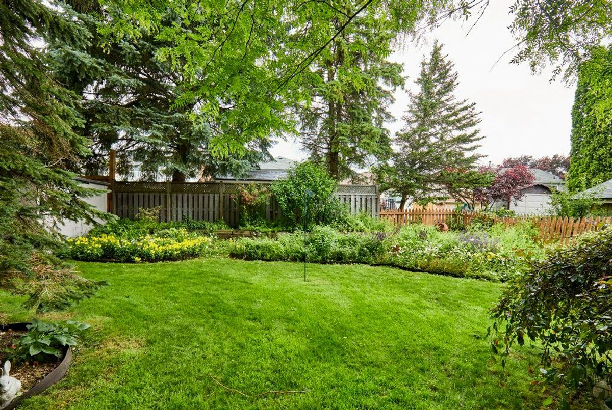 16 Concession Street E 16 Concession Street E Clarington