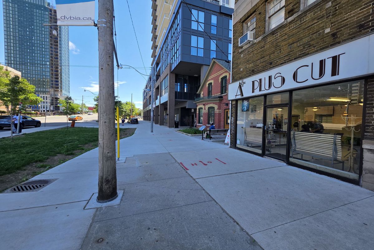 298 Main Street 298 Main Street Toronto E02