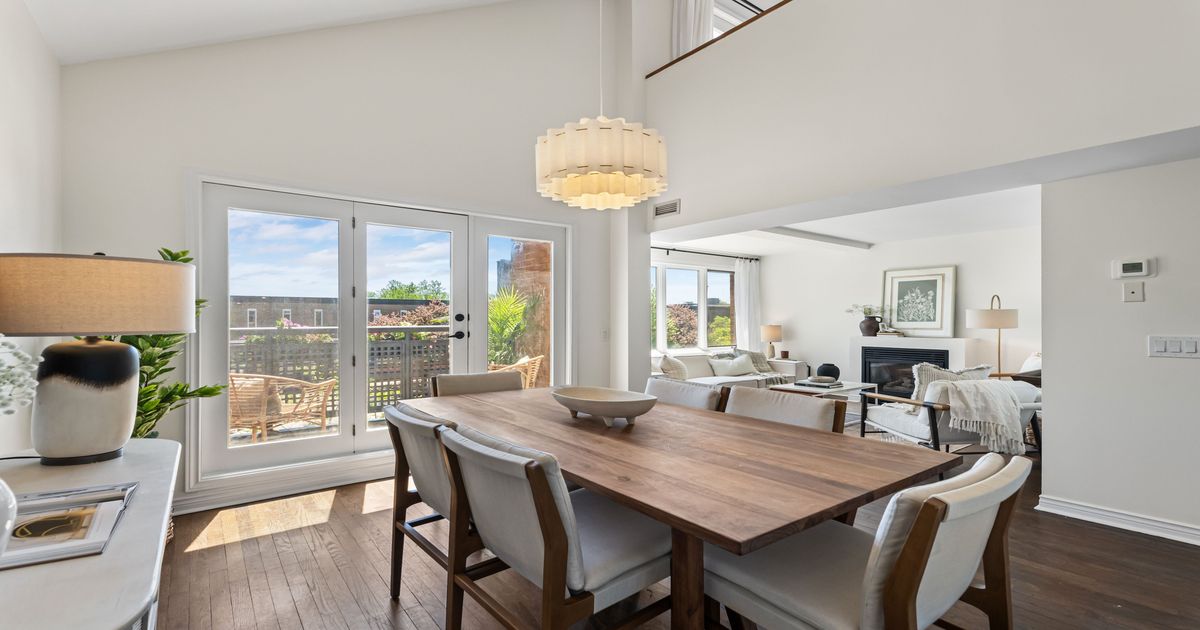 305-1941 Queen Street E Toronto E02