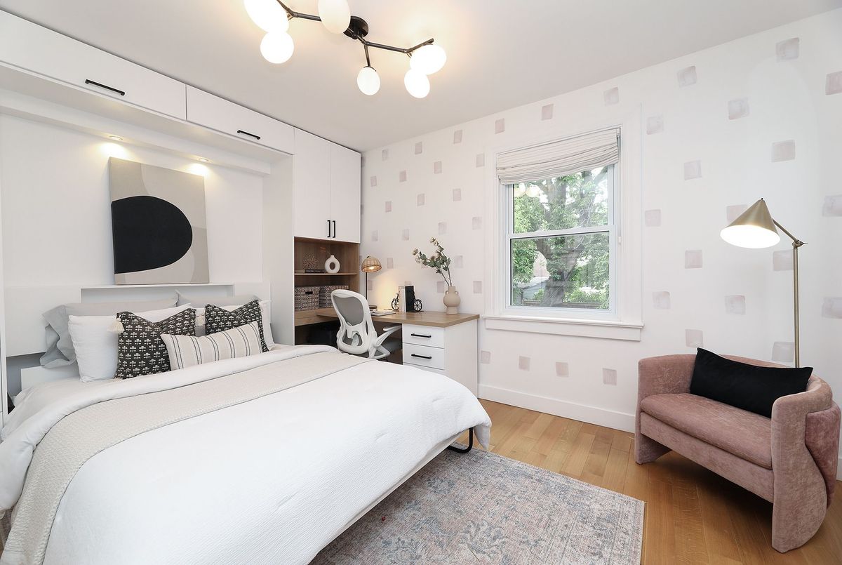 339 Scarborough Road 339 Scarborough Road Toronto E02