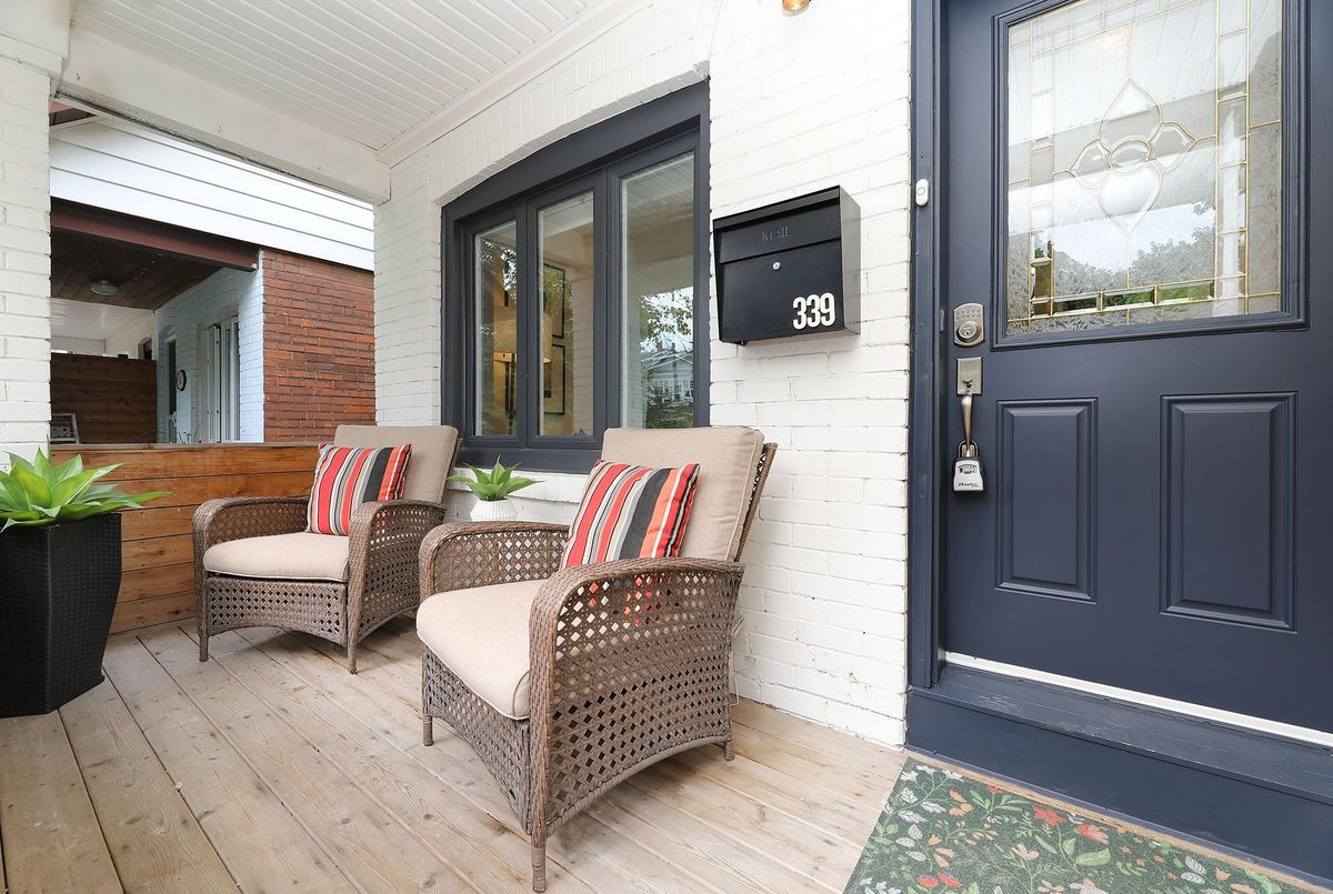 339 Scarborough Road 339 Scarborough Road Toronto E02