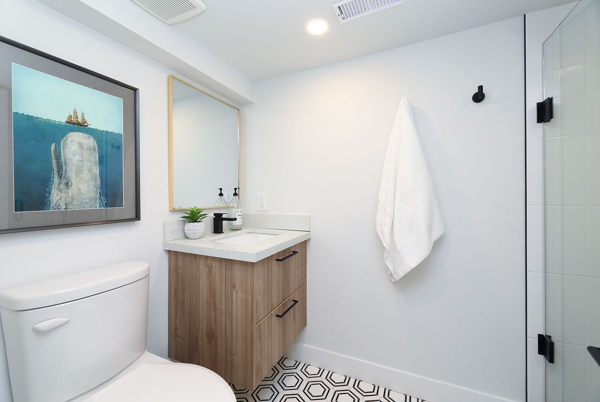 339 Scarborough Road 339 Scarborough Road Toronto E02