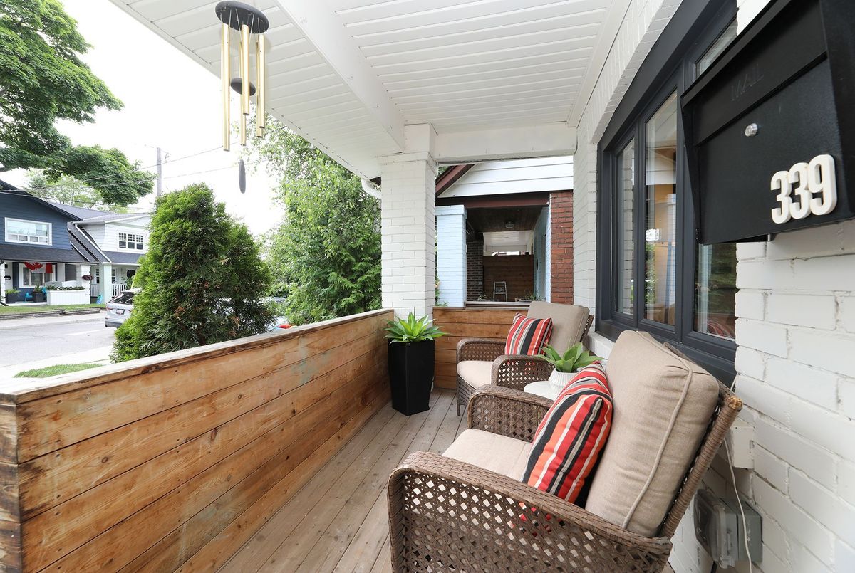 339 Scarborough Road 339 Scarborough Road Toronto E02