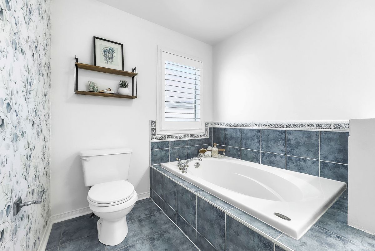 40 Southwell Avenue 40 Southwell Avenue Whitby