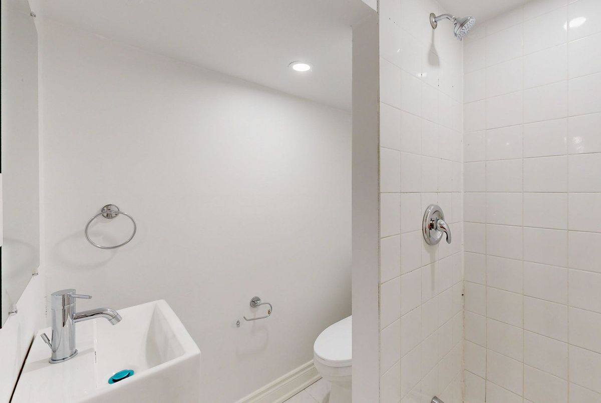 78 Agincourt Drive 78 Agincourt Drive Toronto E07