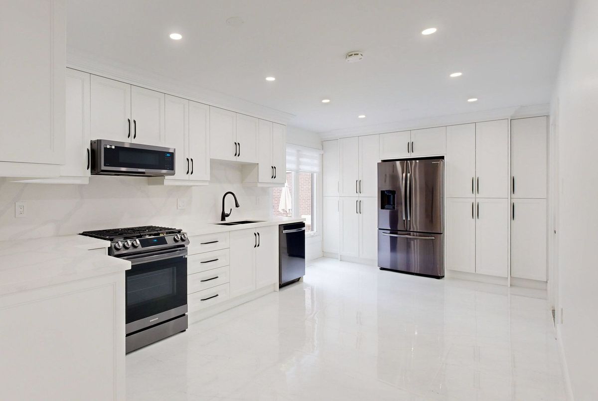 78 Agincourt Drive 78 Agincourt Drive Toronto E07
