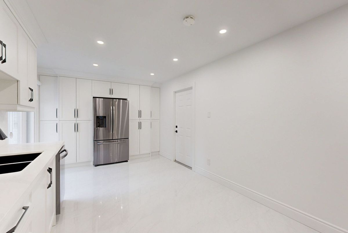 78 Agincourt Drive 78 Agincourt Drive Toronto E07
