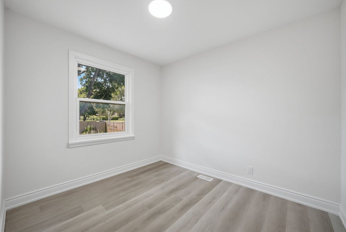 651 Olive Avenue 651 Olive Avenue Oshawa