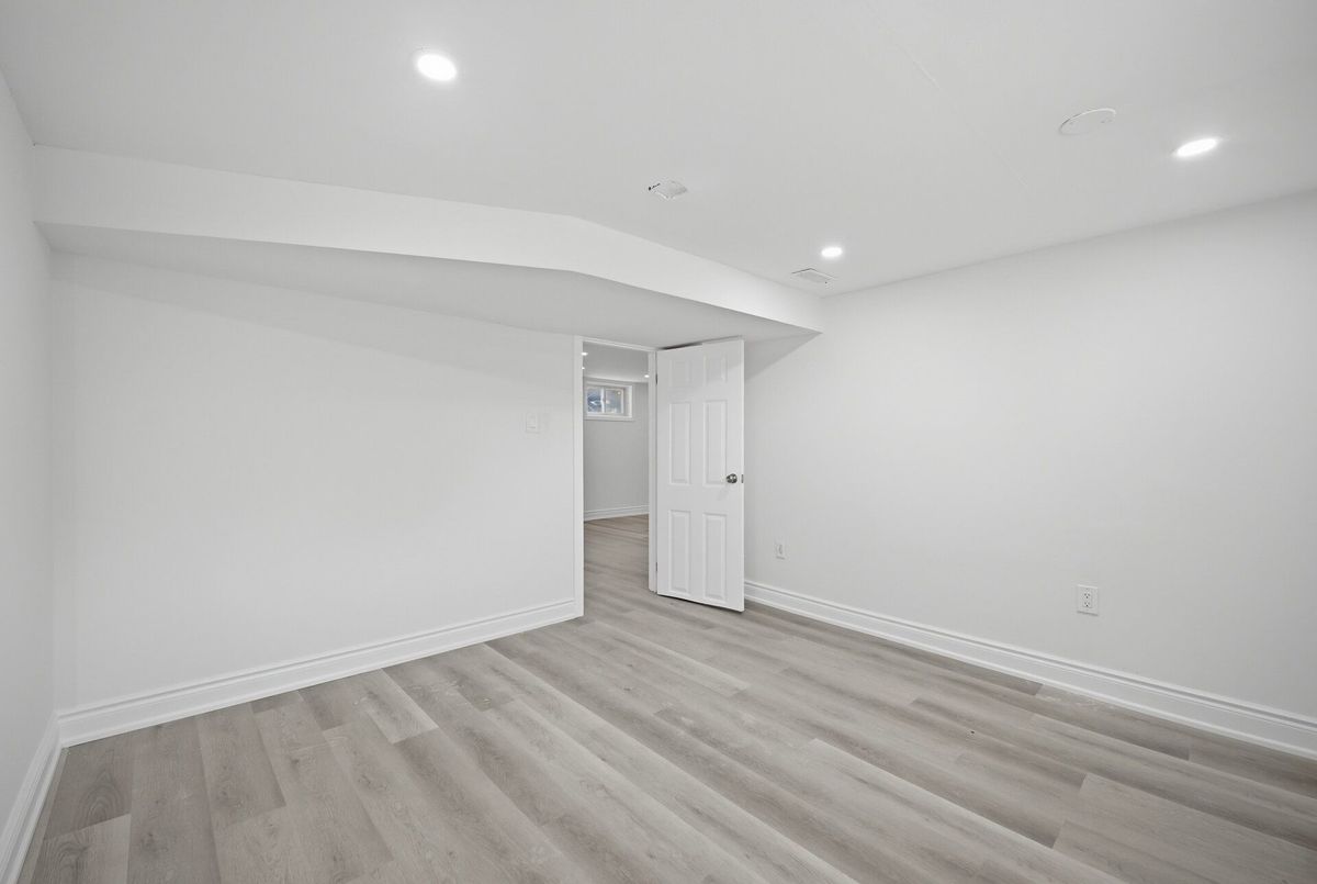 651 Olive Avenue 651 Olive Avenue Oshawa