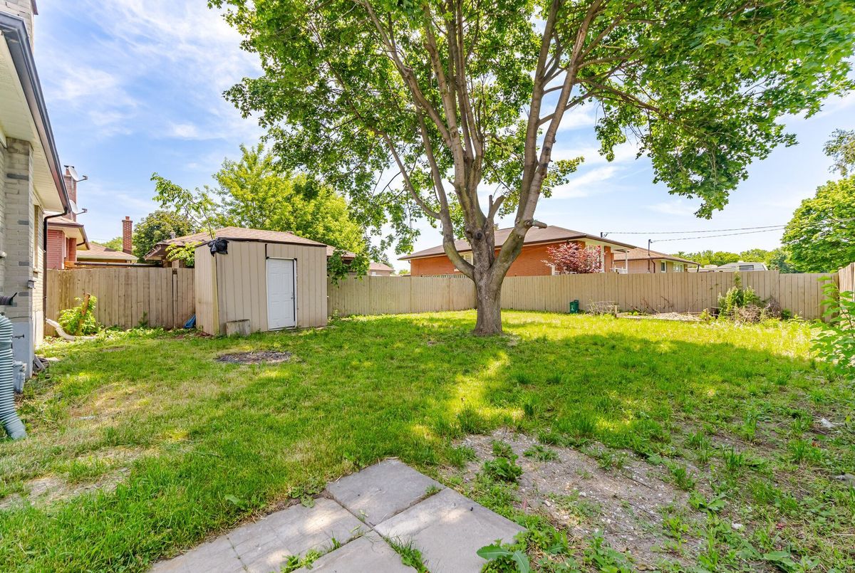 651 Olive Avenue 651 Olive Avenue Oshawa