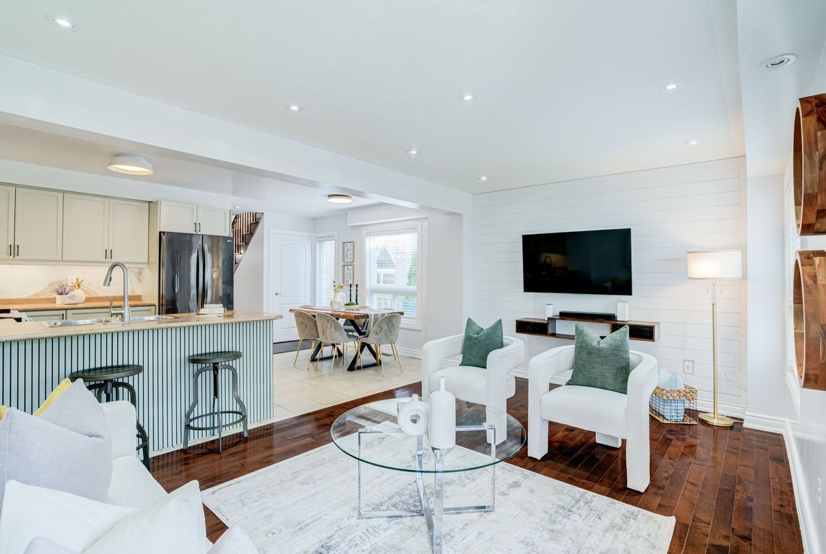 55 Unsworth Crescent 55 Unsworth Crescent Ajax
