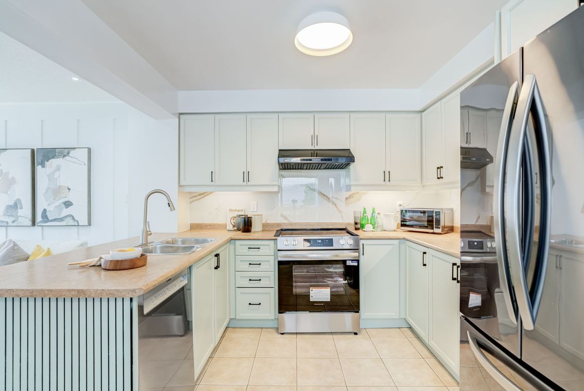 55 Unsworth Crescent 55 Unsworth Crescent Ajax