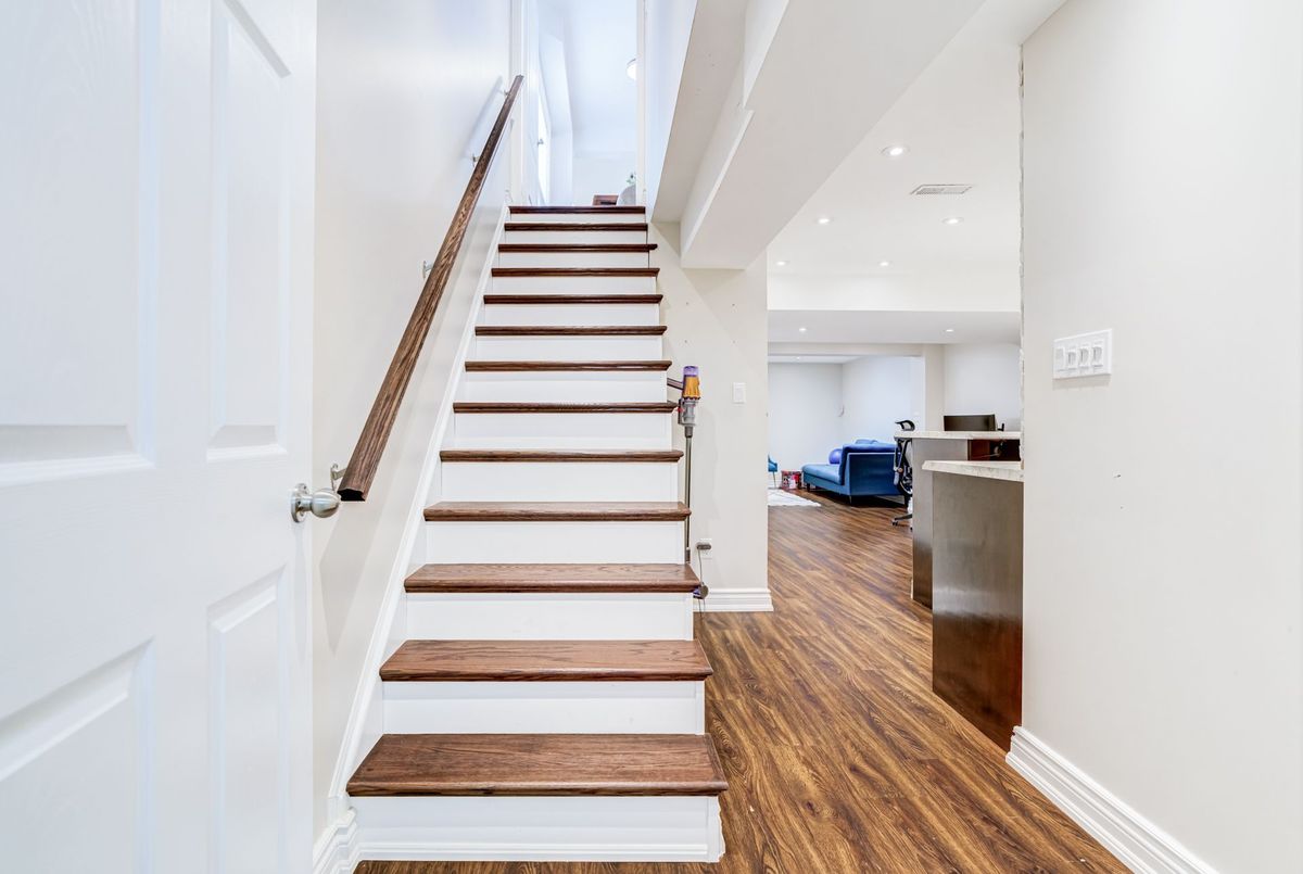 55 Unsworth Crescent 55 Unsworth Crescent Ajax
