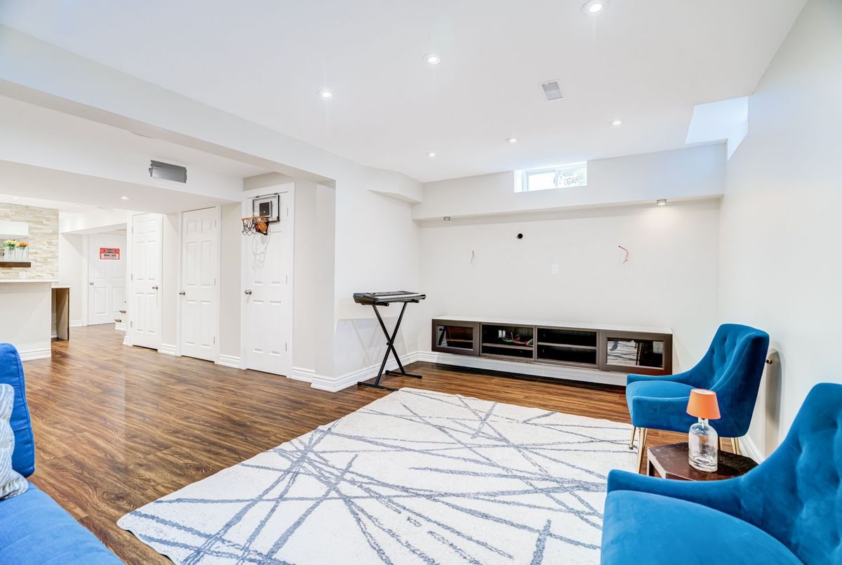 55 Unsworth Crescent 55 Unsworth Crescent Ajax