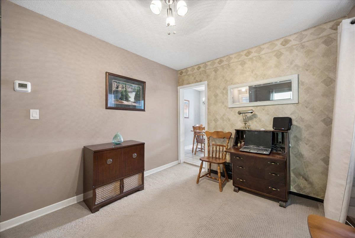 69 Alton Avenue 69 Alton Avenue Toronto E01