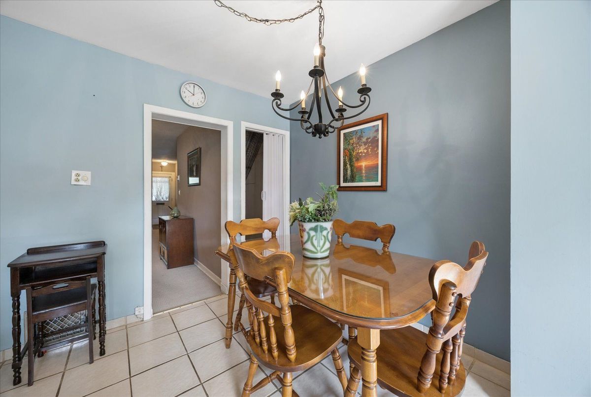 69 Alton Avenue 69 Alton Avenue Toronto E01