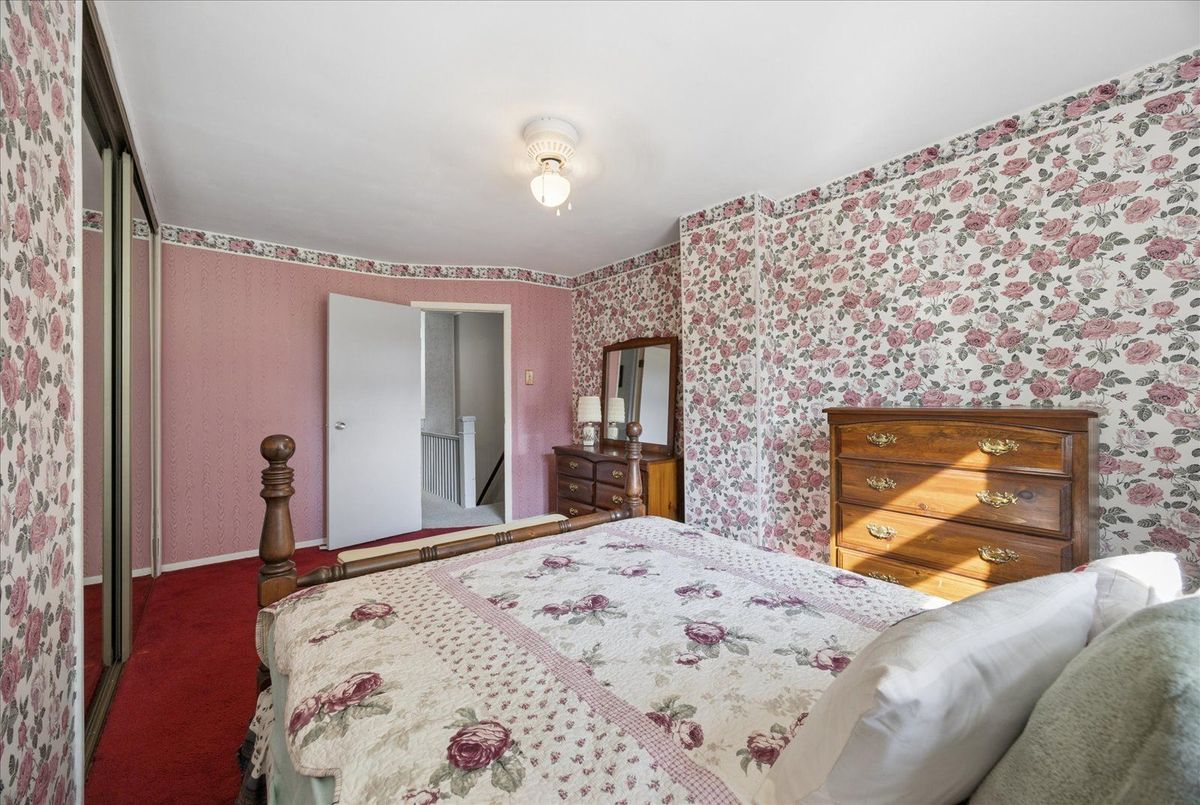 69 Alton Avenue 69 Alton Avenue Toronto E01