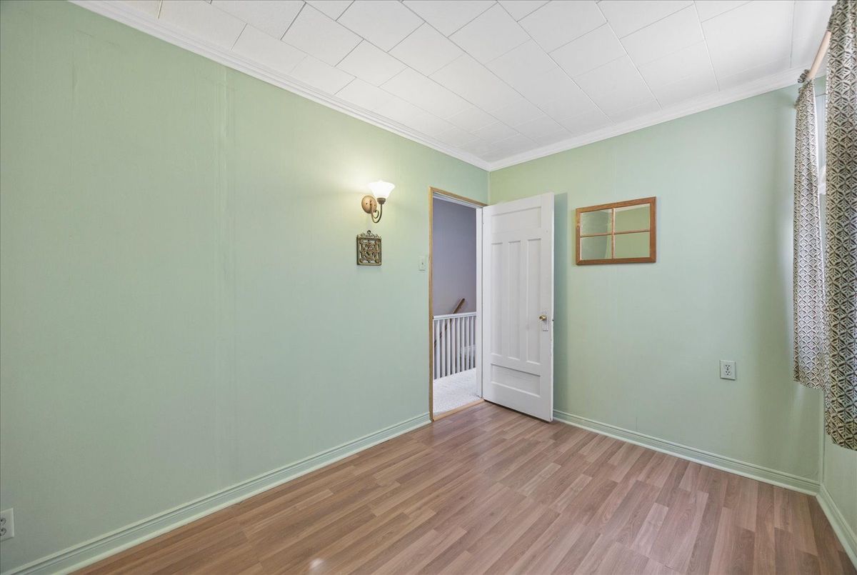 69 Alton Avenue 69 Alton Avenue Toronto E01