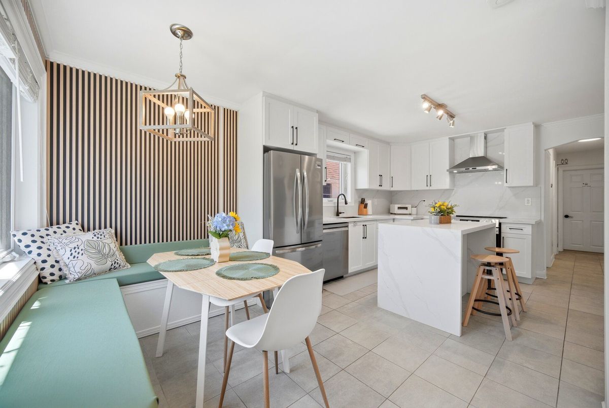 18 Adanac Drive 18 Adanac Drive Toronto E08