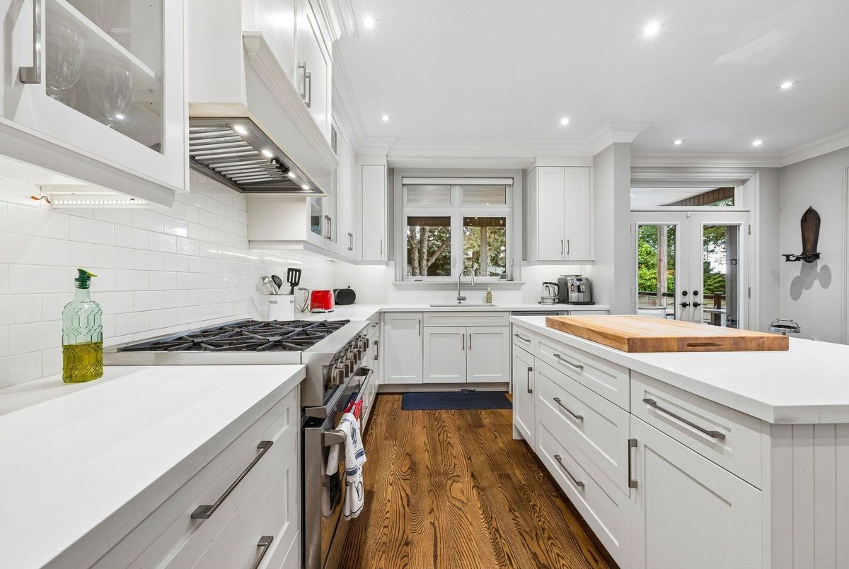 35 Neilson Avenue 35 Neilson Avenue Toronto E08