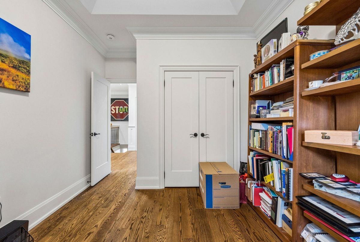 35 Neilson Avenue 35 Neilson Avenue Toronto E08
