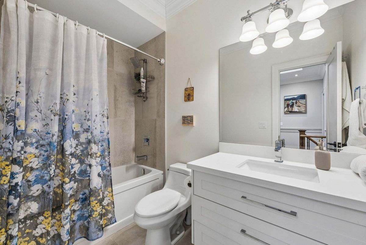 35 Neilson Avenue 35 Neilson Avenue Toronto E08