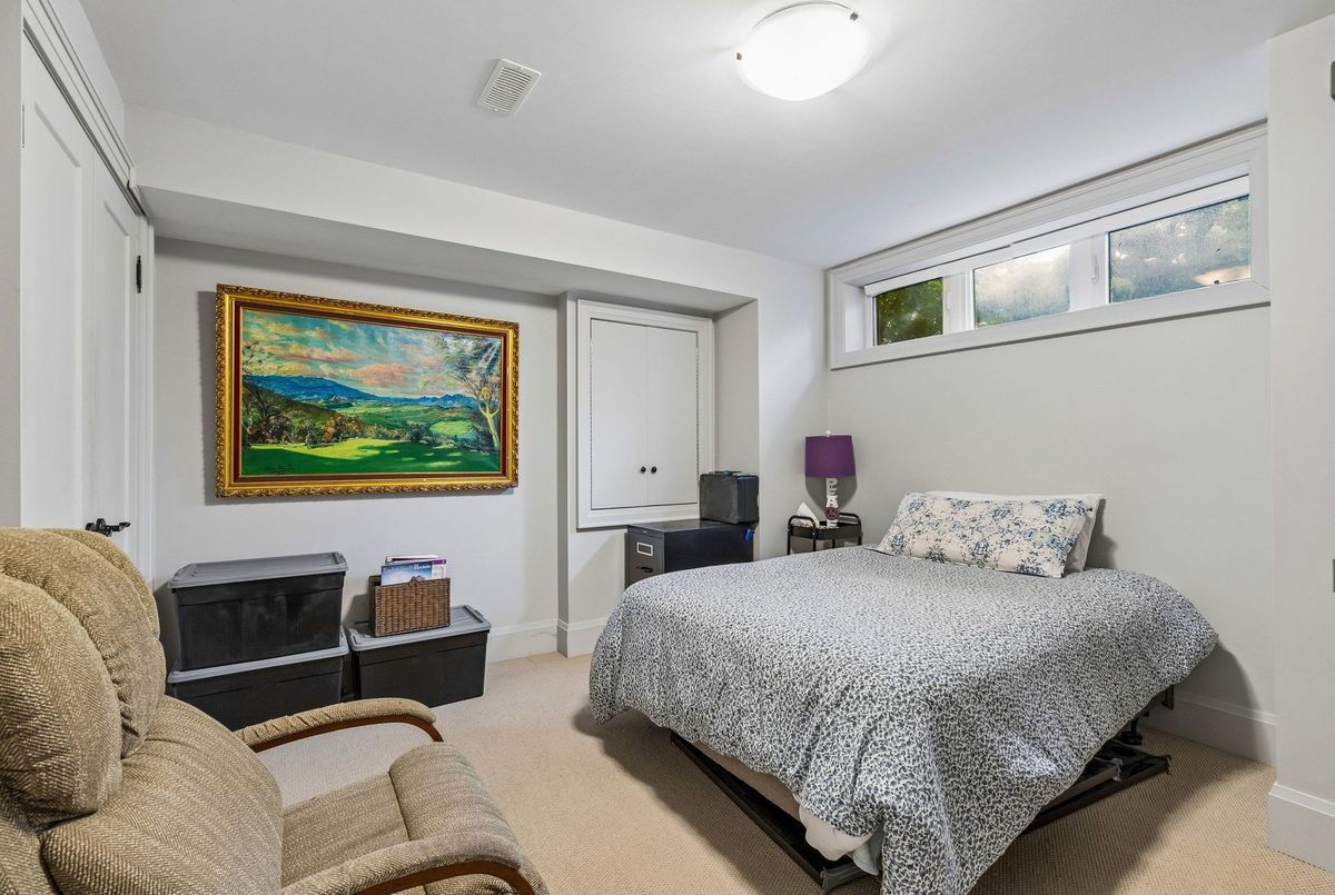 35 Neilson Avenue 35 Neilson Avenue Toronto E08
