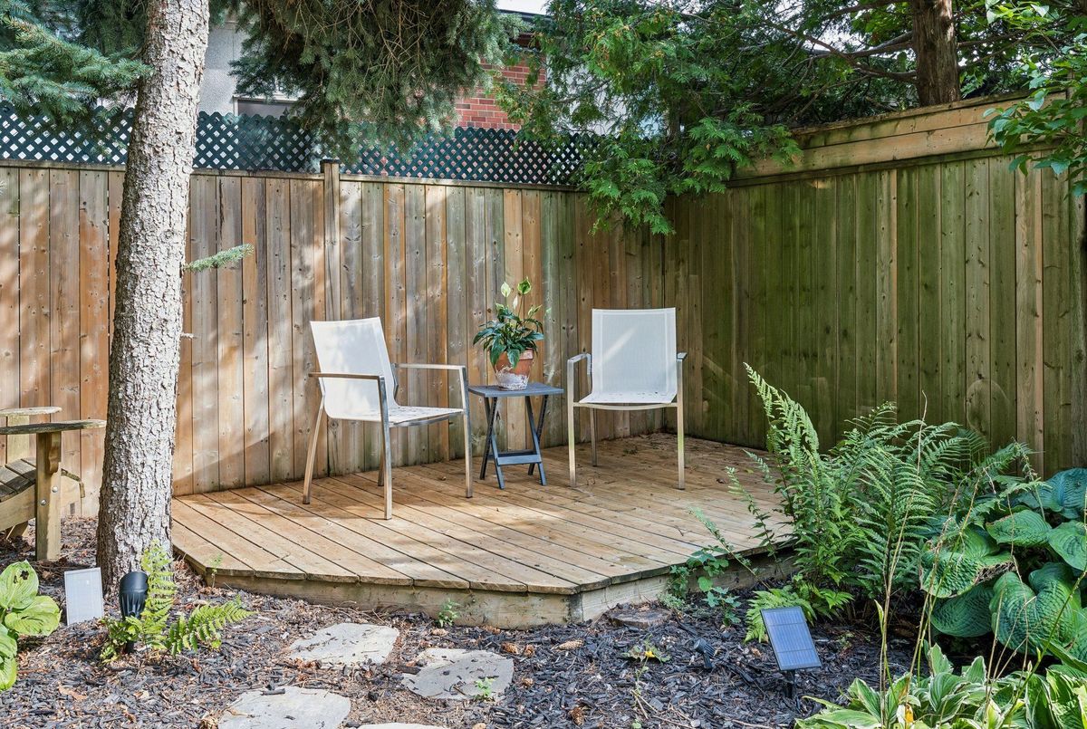 35 Neilson Avenue 35 Neilson Avenue Toronto E08