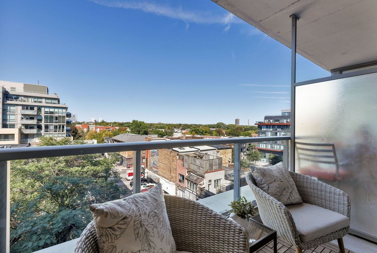 img-gallery