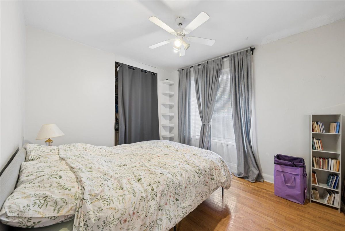 73 Deerfield Road 73 Deerfield Road Toronto E09