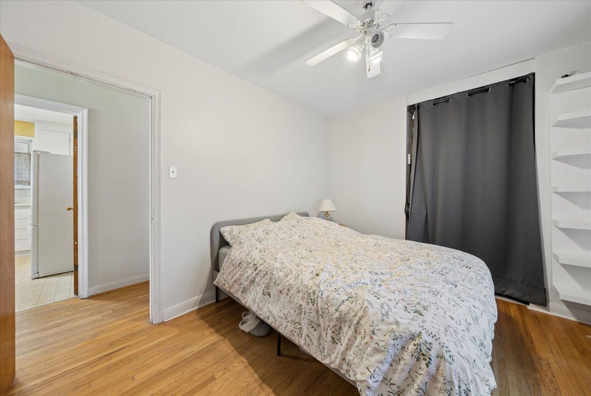 73 Deerfield Road 73 Deerfield Road Toronto E09