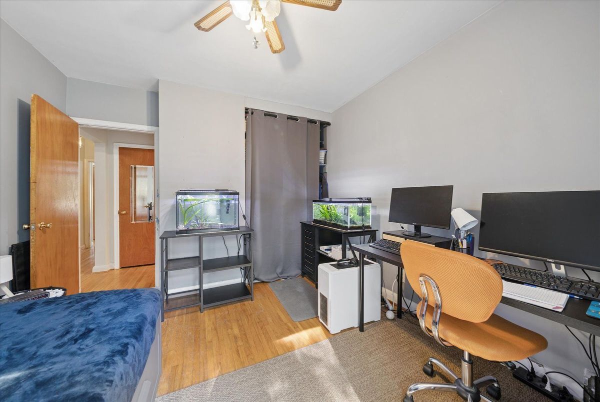 73 Deerfield Road 73 Deerfield Road Toronto E09